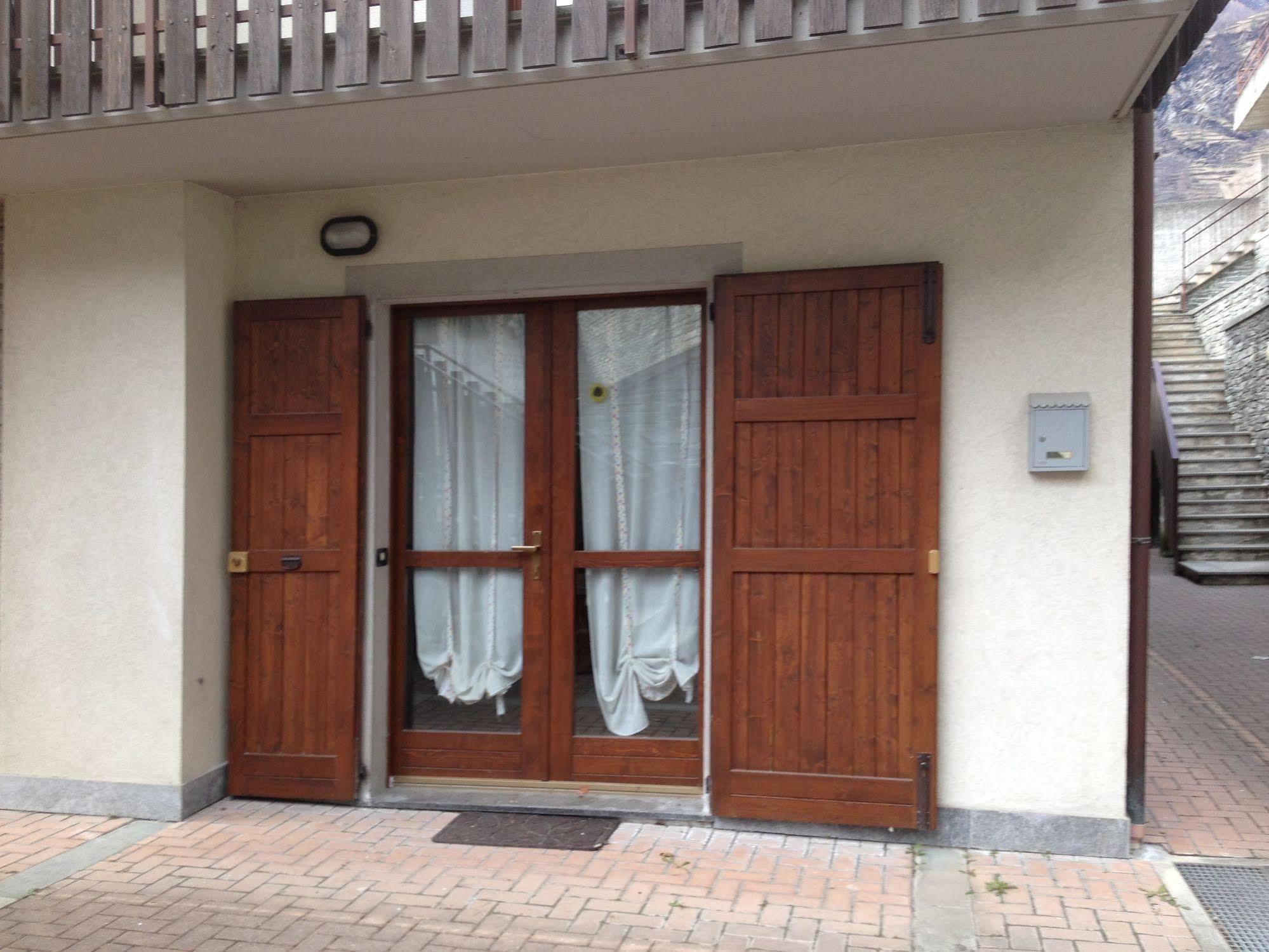 Lanterna Apartments Chiesa in Valmalenco Exterior photo